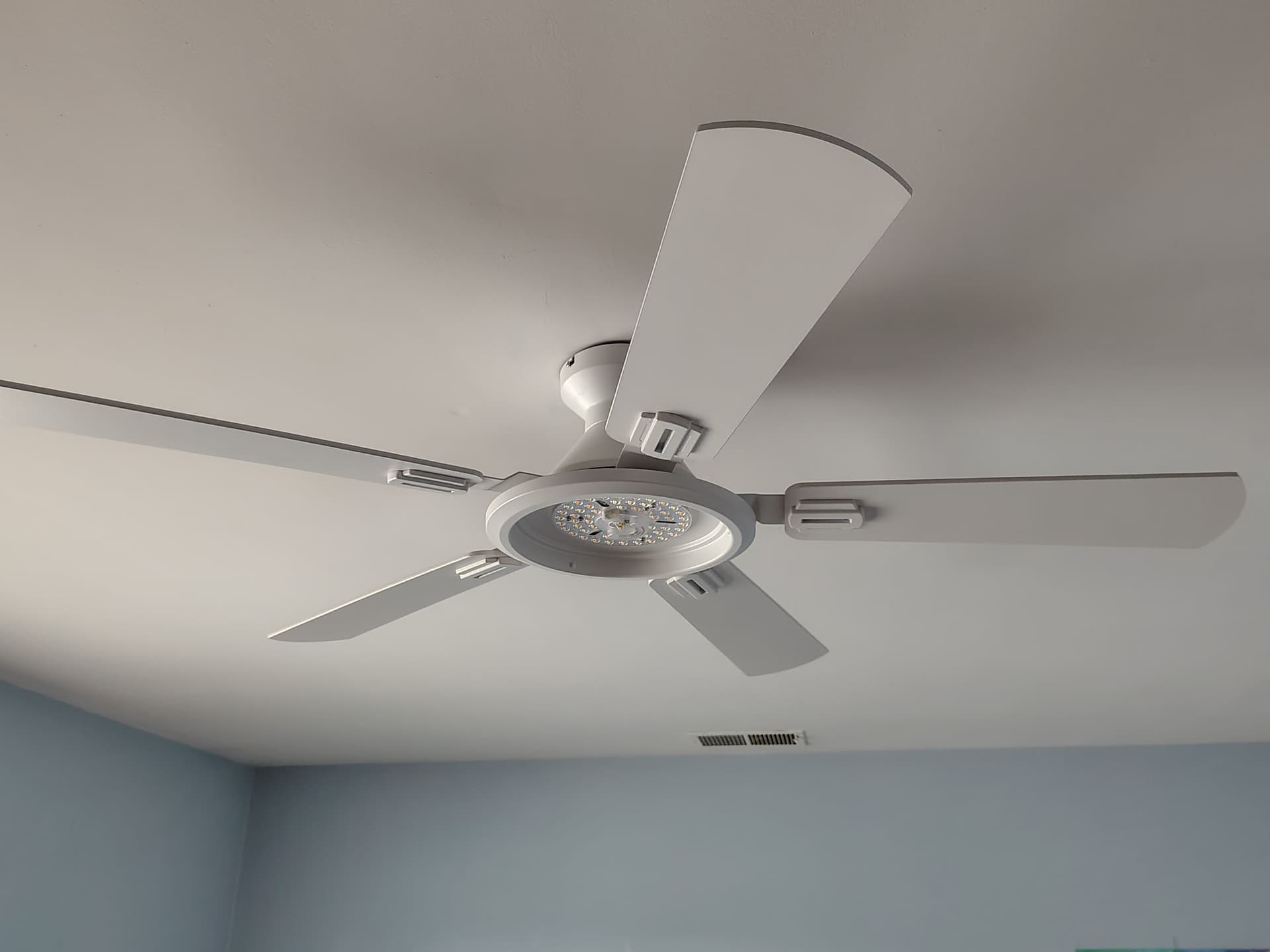 Gallery photos for Enhanced Home Lighting with Ceiling Fans in Oak Lawn: Image #3