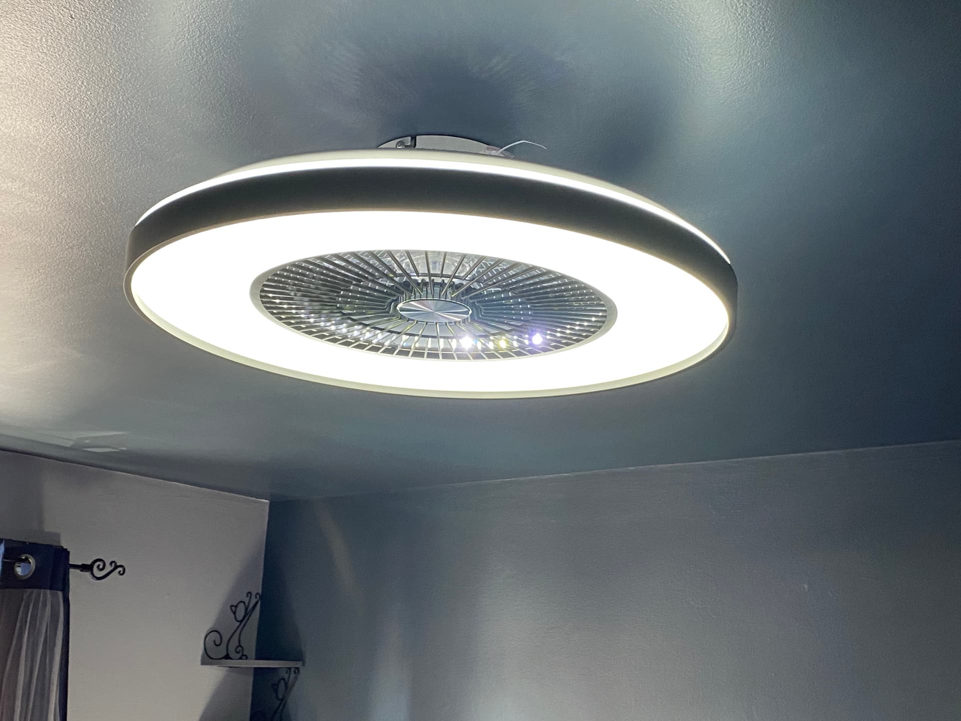 Upgrade Your Home's Lighting and Control in Burbank IL