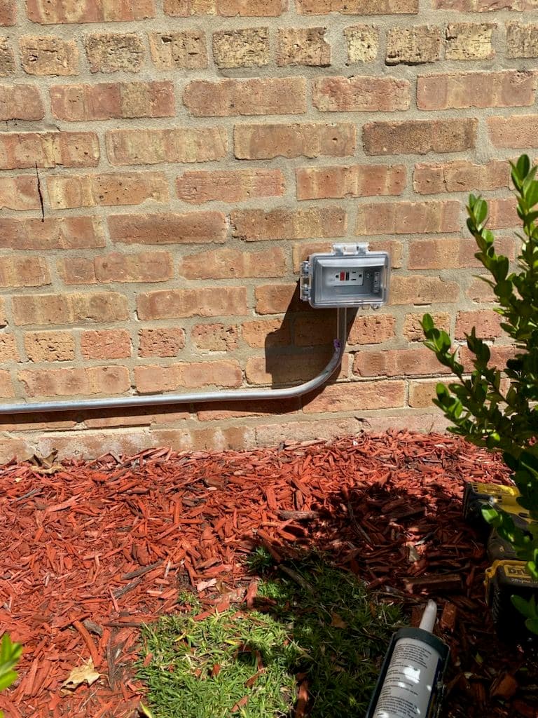 Project New GFCI Outlet Installation for Holiday Lights in New Lenox image