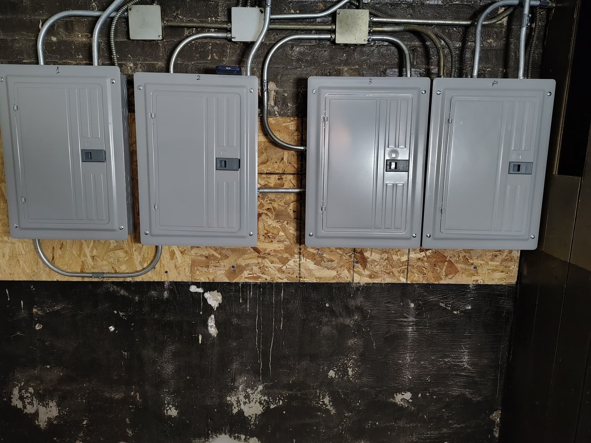 Gallery photos for Power Boost with 200 Amp Electrical Upgrade in Chicago: Image #1